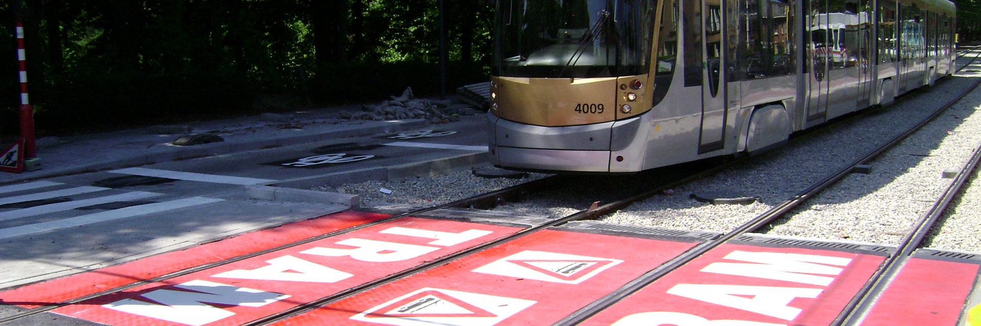 Marking of train stations